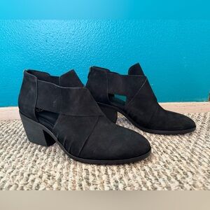 Eileen Fisher Walt Black Suede Leather Cross Strap Cut Out Boots size 9